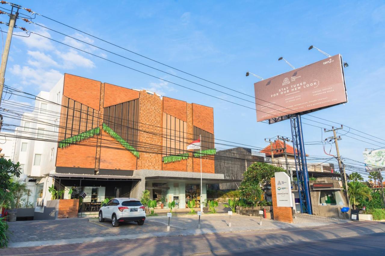 Berry Biz Hotel Sunset Road Seminyak Zewnętrze zdjęcie