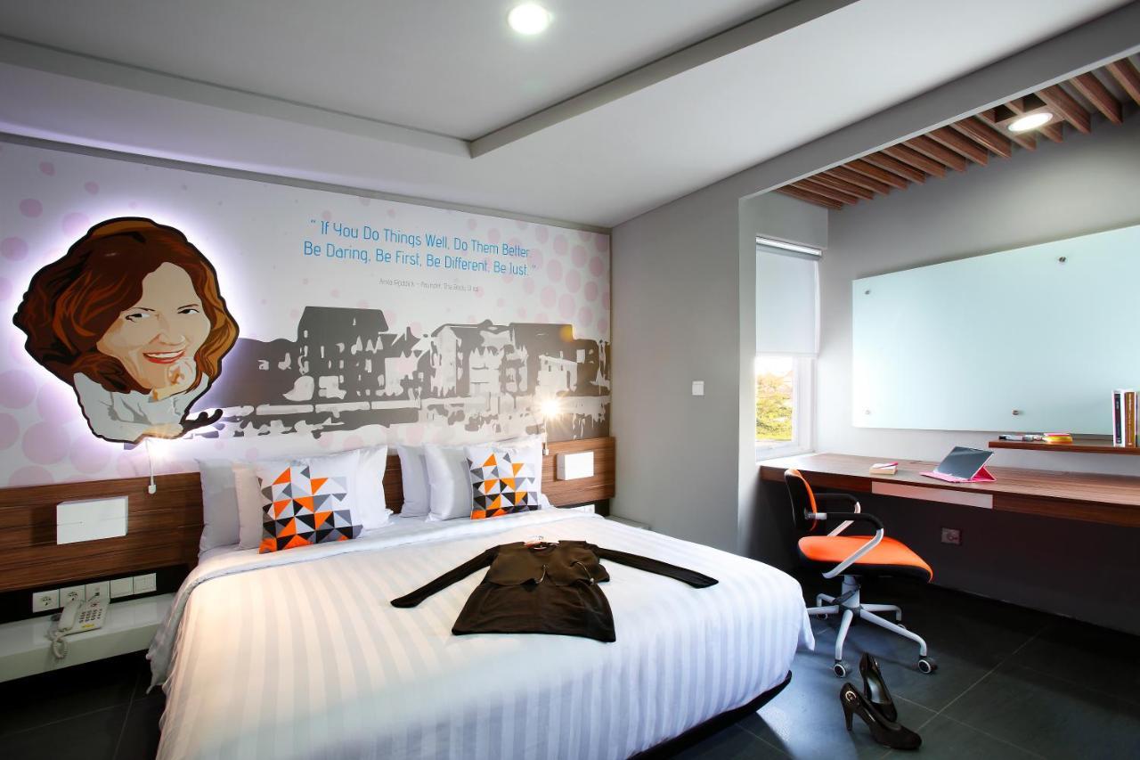 Berry Biz Hotel Sunset Road Seminyak Zewnętrze zdjęcie